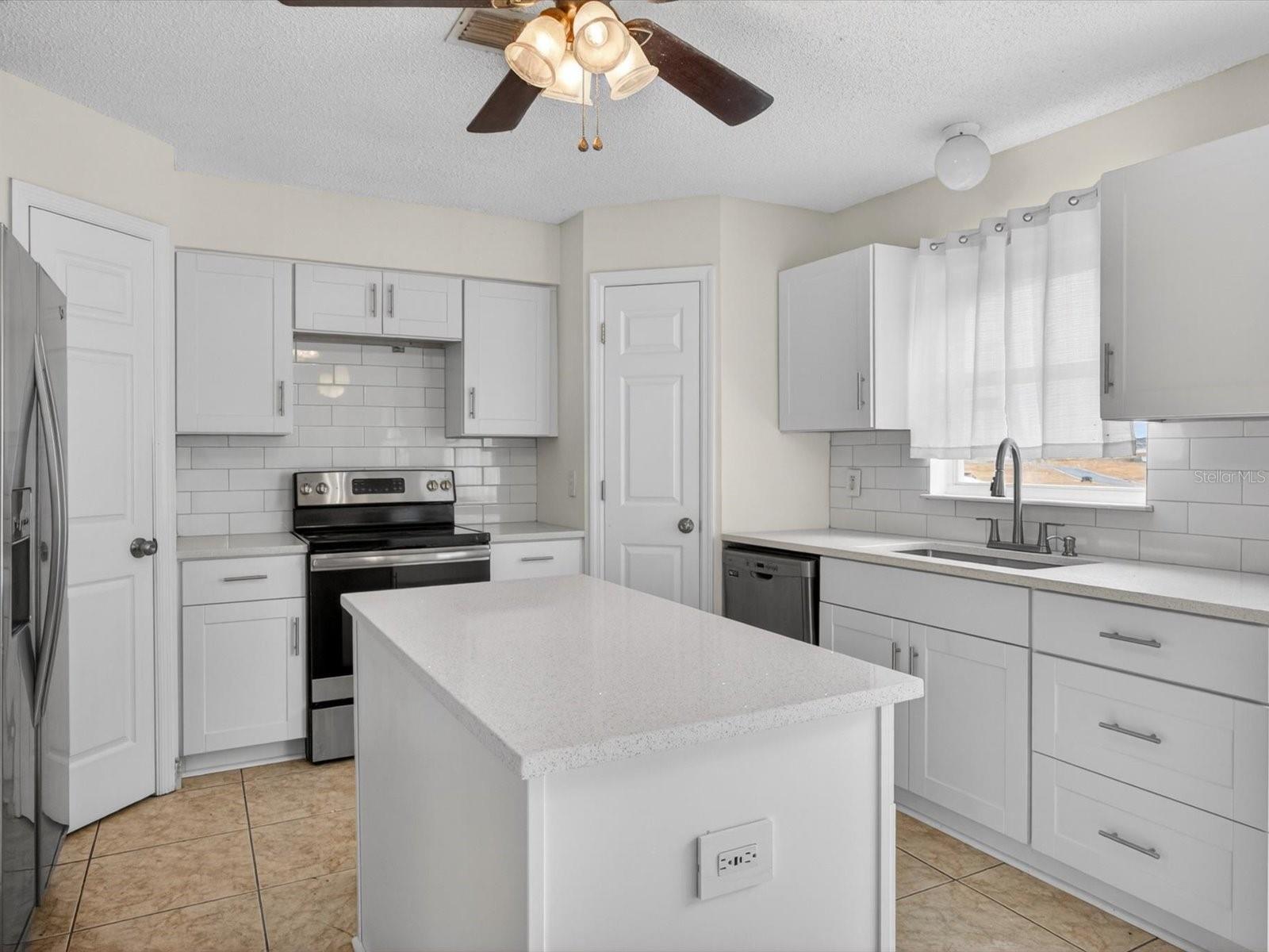 Image 3 of 44 For 1614 Herring Lane