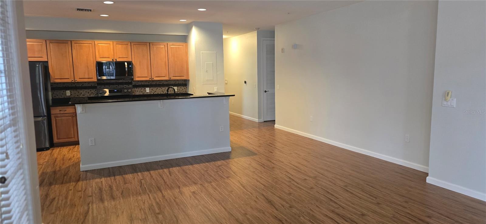 Image 51 of 100 For 4249 Corrine Drive 8-104