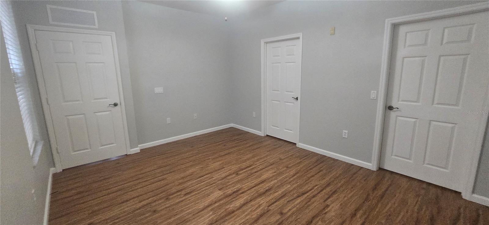 Image 60 of 100 For 4249 Corrine Drive 8-104