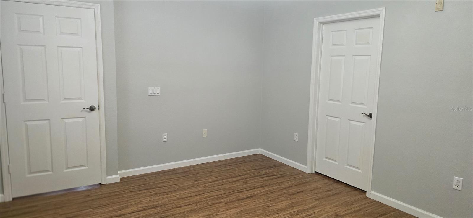 Image 61 of 100 For 4249 Corrine Drive 8-104