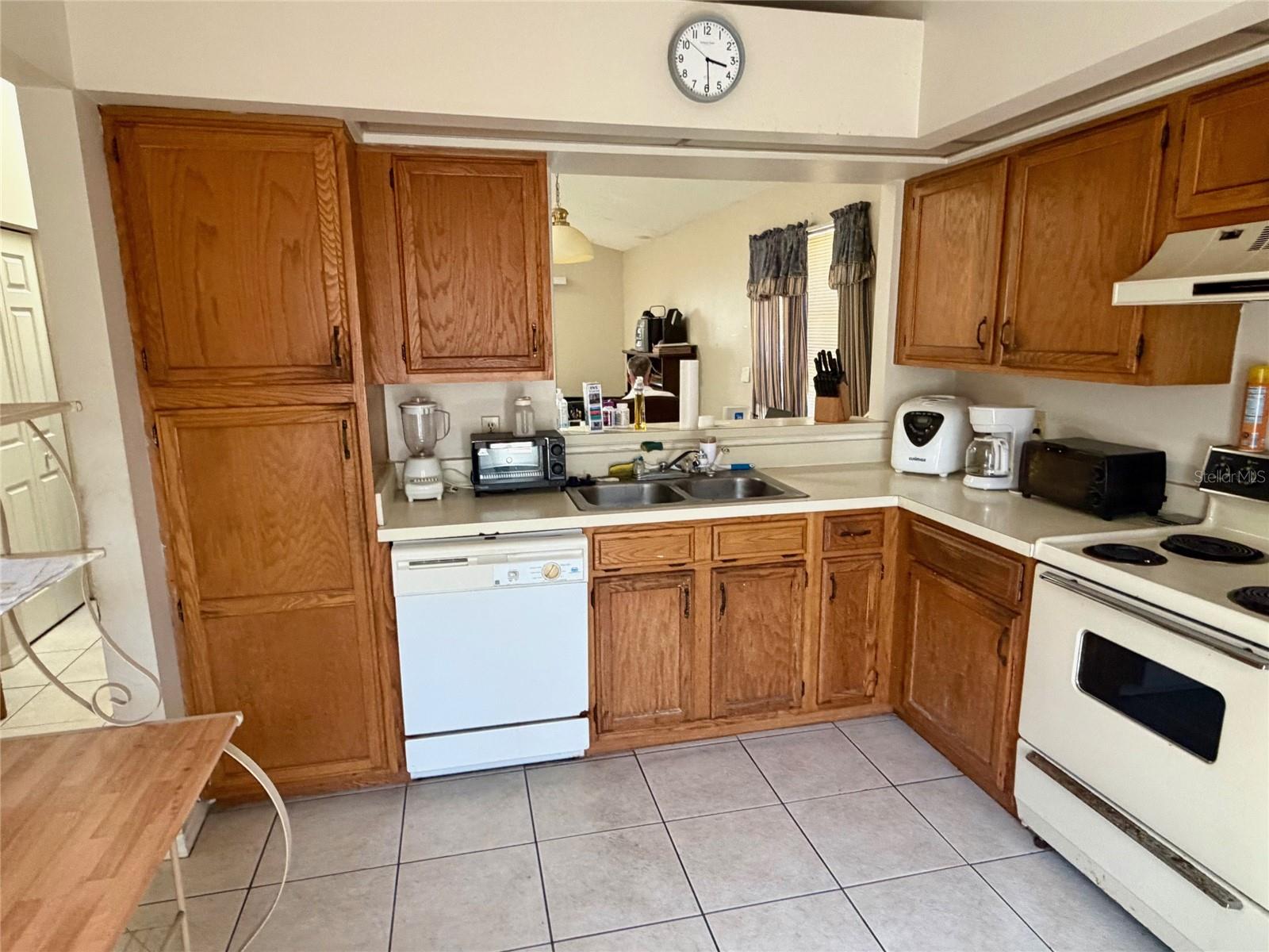 Image 7 of 21 For 117 Meadow Boulevard