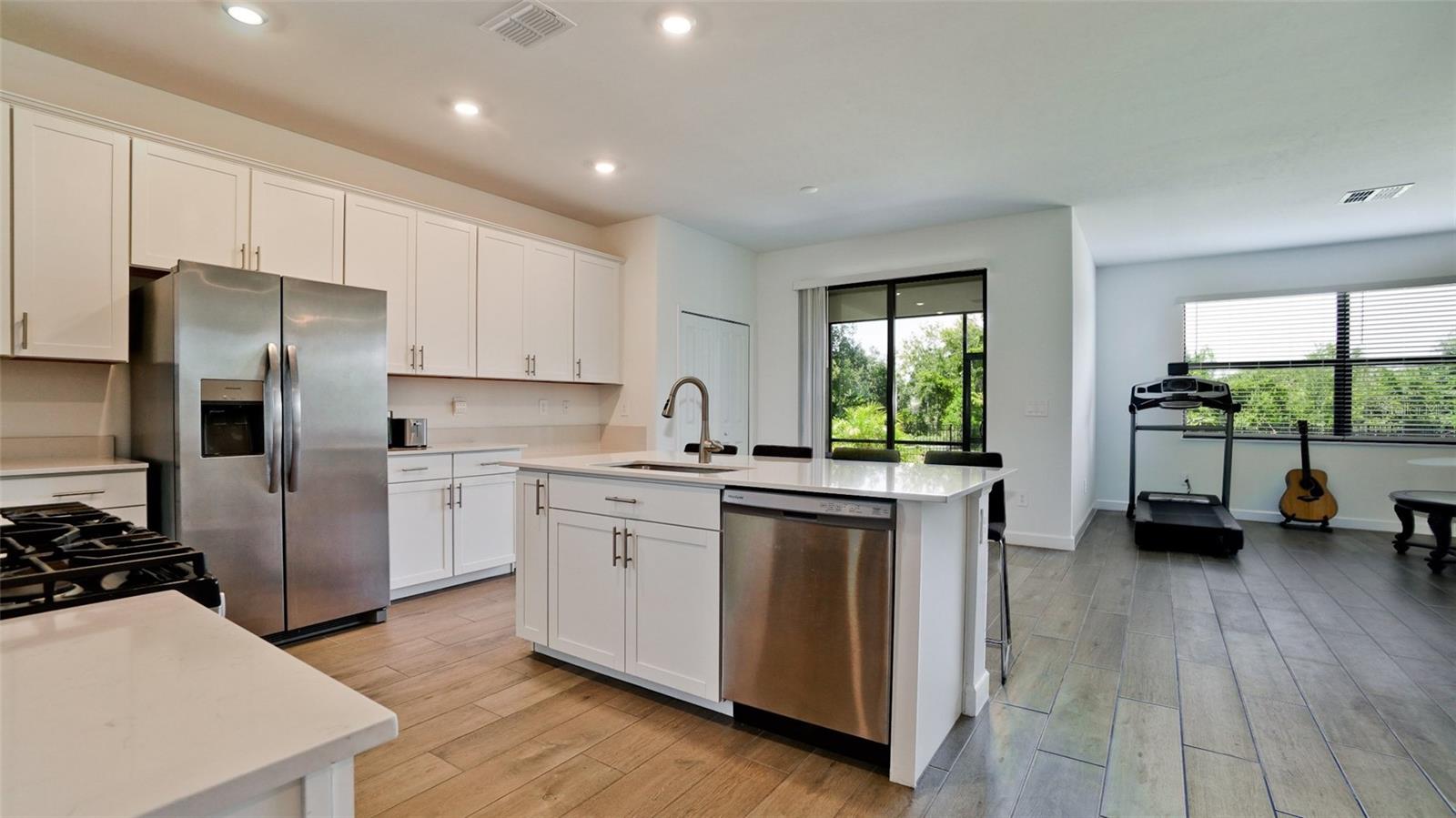 Image 15 of 62 For 5312 Seal Isle Court
