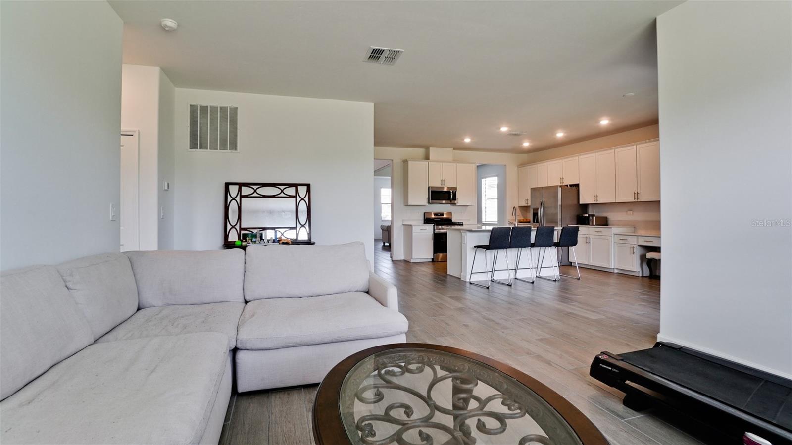 Image 18 of 62 For 5312 Seal Isle Court