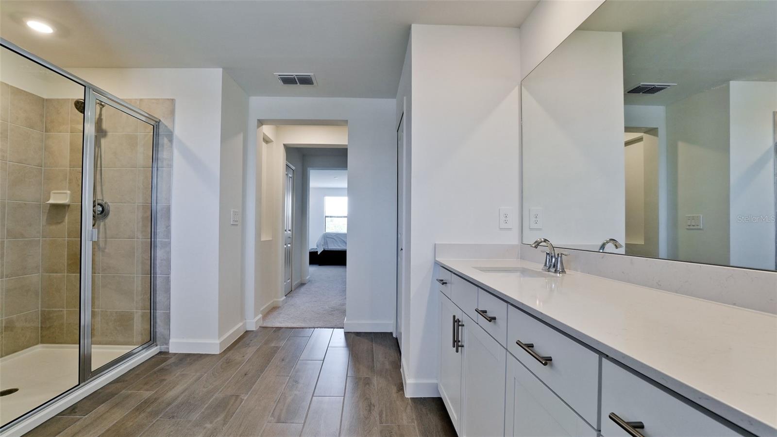 Image 31 of 62 For 5312 Seal Isle Court
