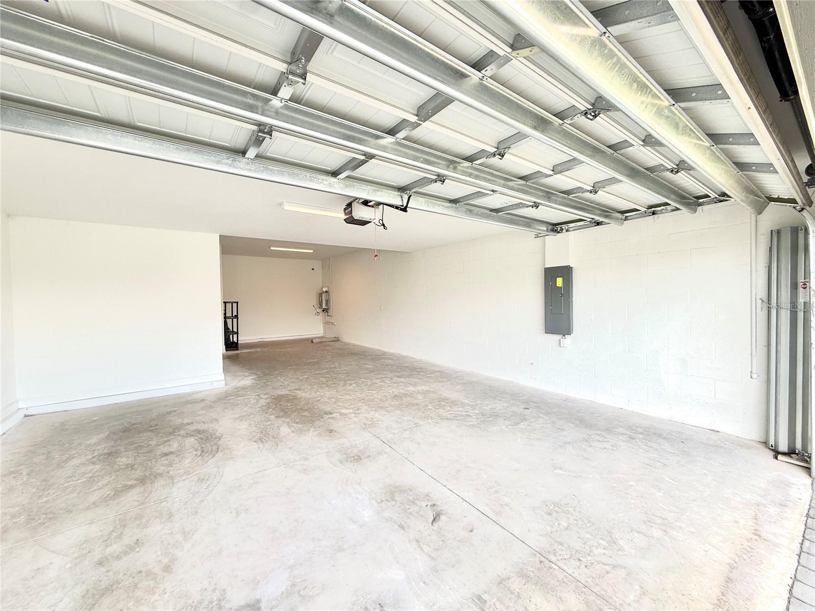 Image 40 of 62 For 5312 Seal Isle Court