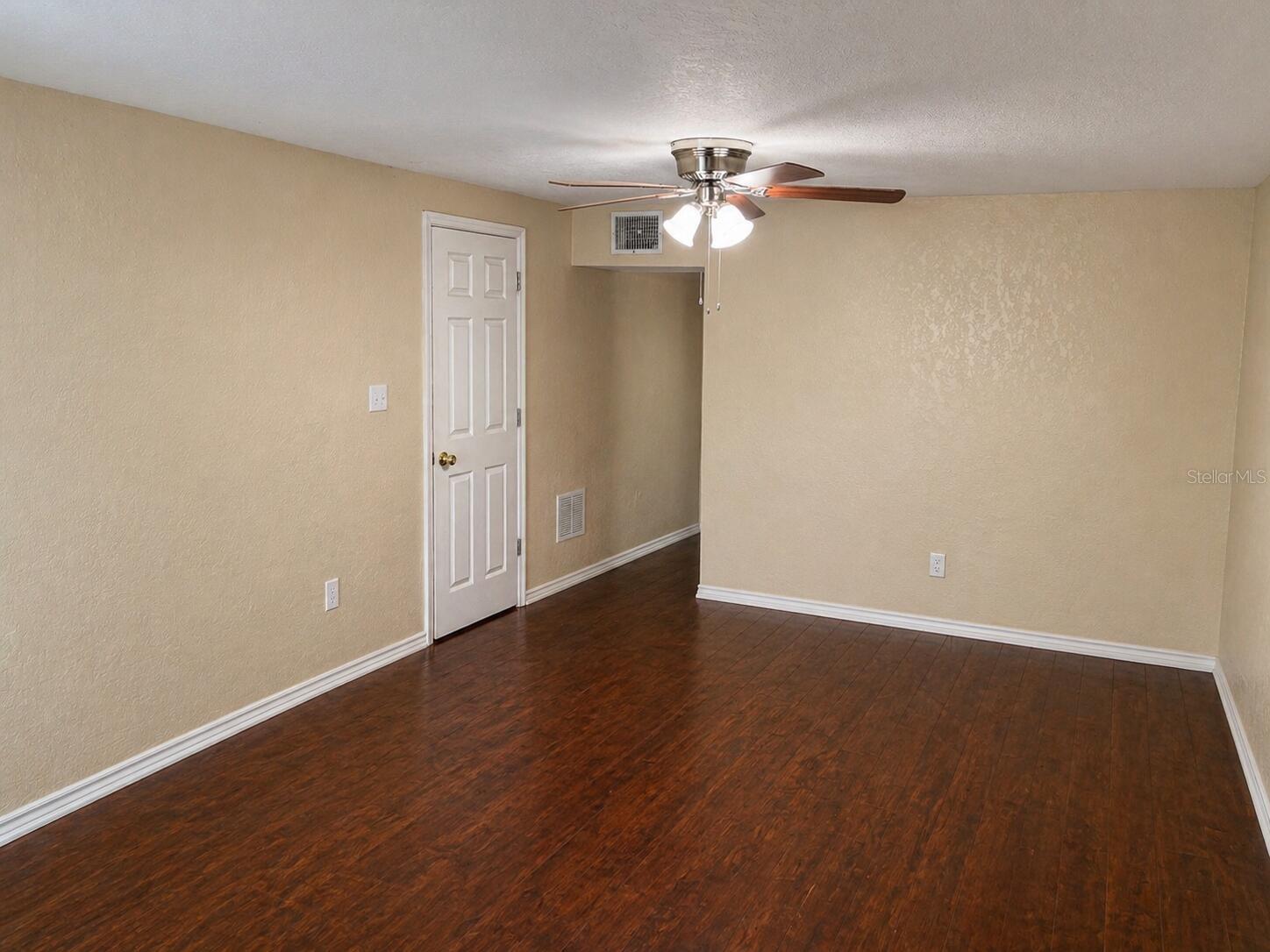 Image 10 of 55 For 8618 Grandview Drive