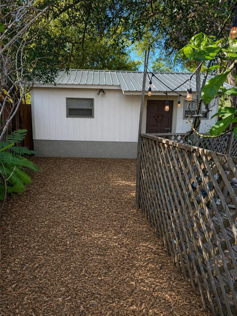 Image 34 of 55 For 8618 Grandview Drive