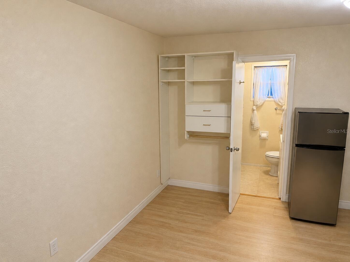 Image 40 of 55 For 8618 Grandview Drive