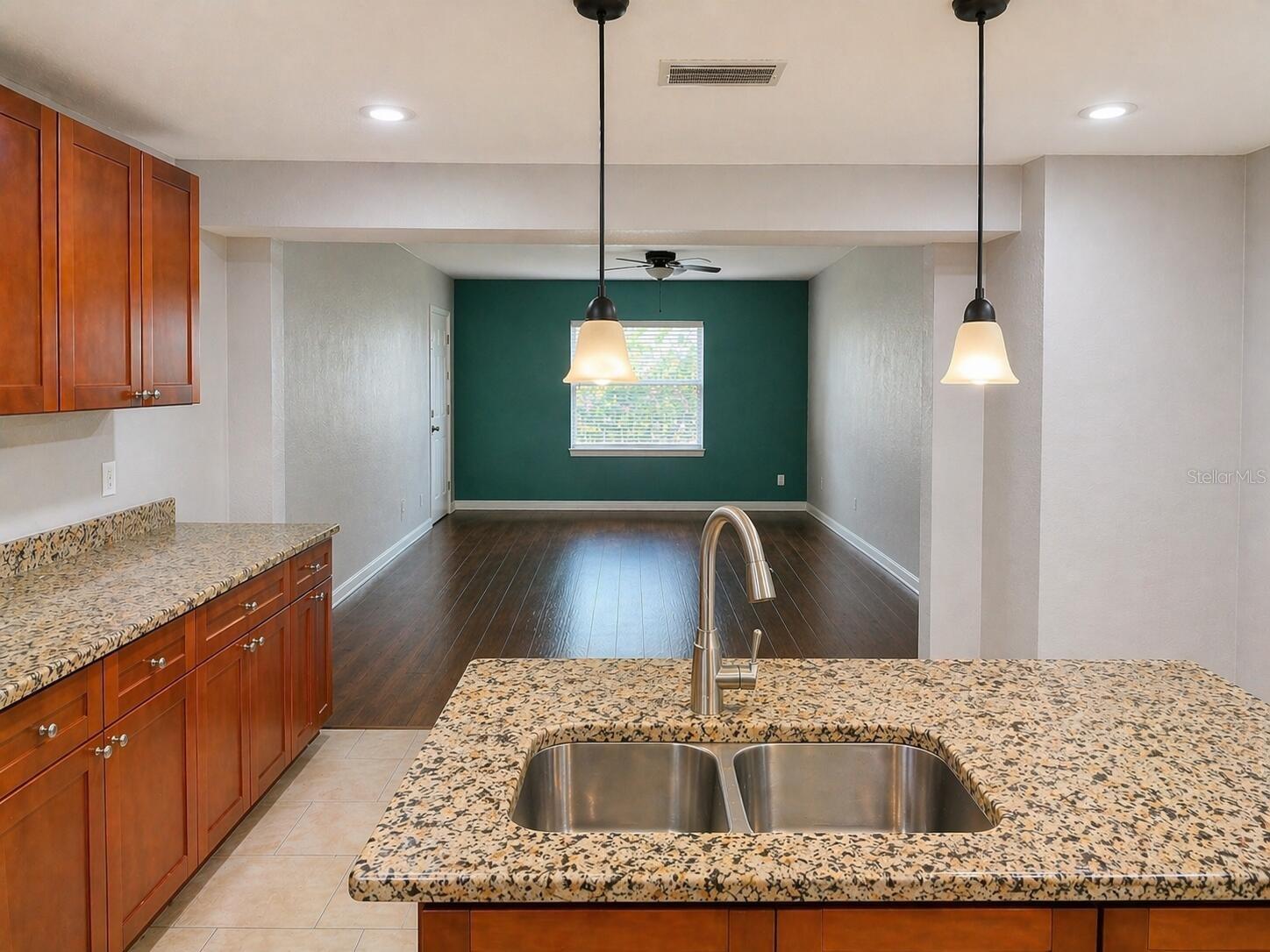 Image 6 of 55 For 8618 Grandview Drive