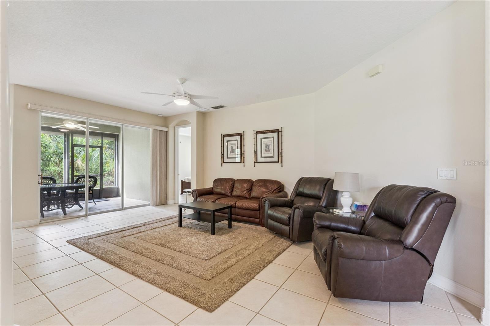 Image 4 of 54 For 2830 Spring Heather Place