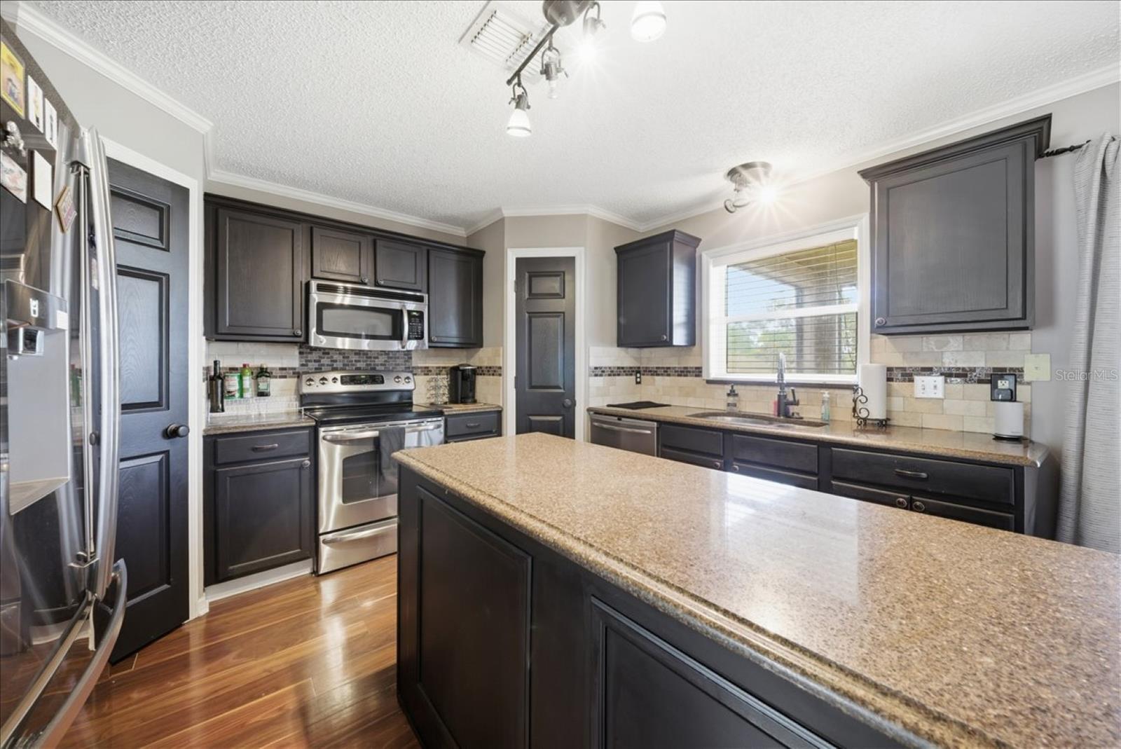 Image 19 of 32 For 1038 Macon Drive