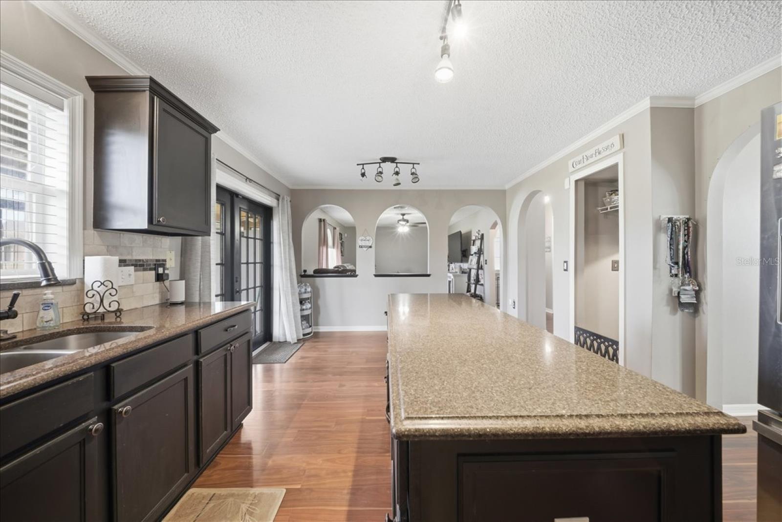 Image 21 of 32 For 1038 Macon Drive