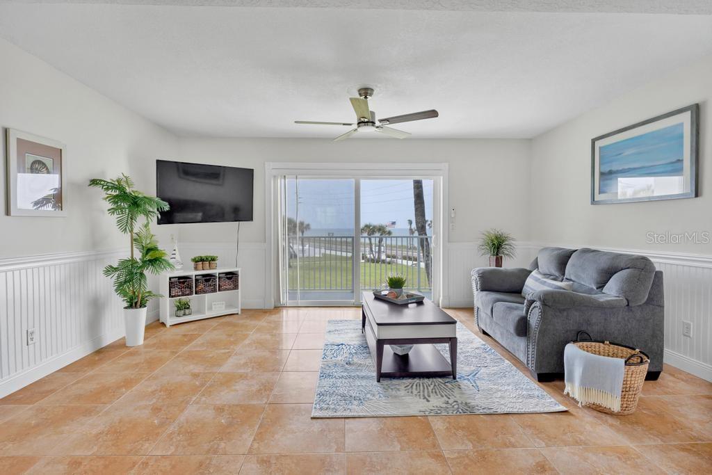 Image 11 of 38 For 3510 Ocean Shore Boulevard 203