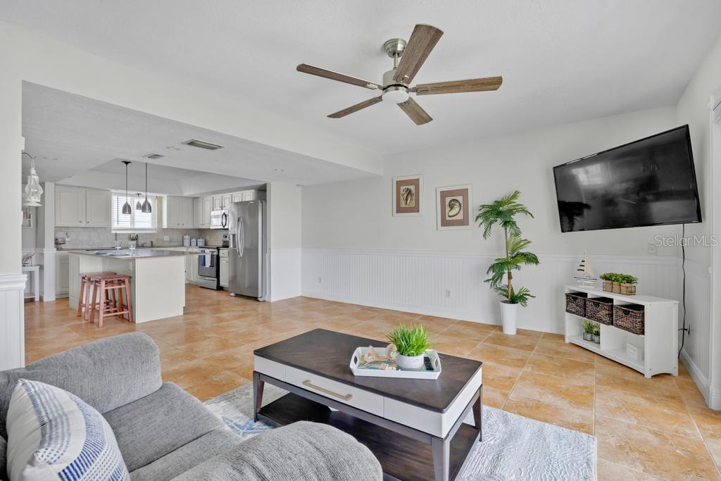 Image 13 of 38 For 3510 Ocean Shore Boulevard 203