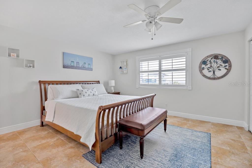 Image 18 of 38 For 3510 Ocean Shore Boulevard 203