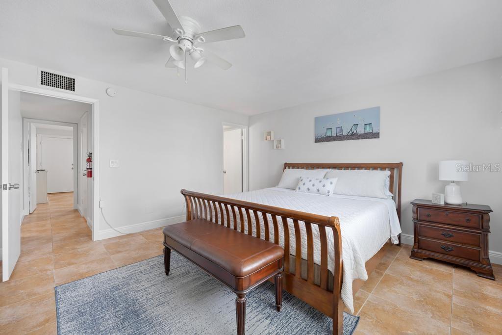 Image 19 of 38 For 3510 Ocean Shore Boulevard 203