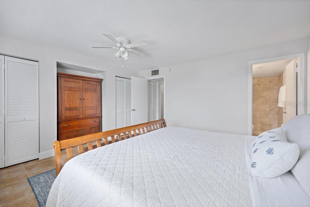 Image 20 of 38 For 3510 Ocean Shore Boulevard 203