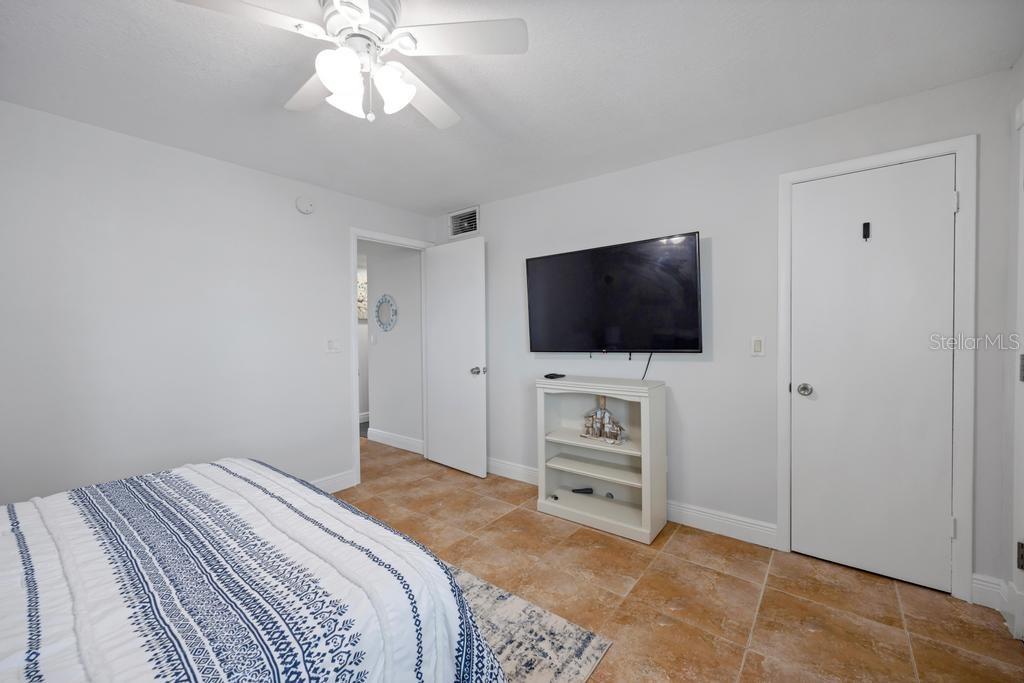 Image 24 of 38 For 3510 Ocean Shore Boulevard 203