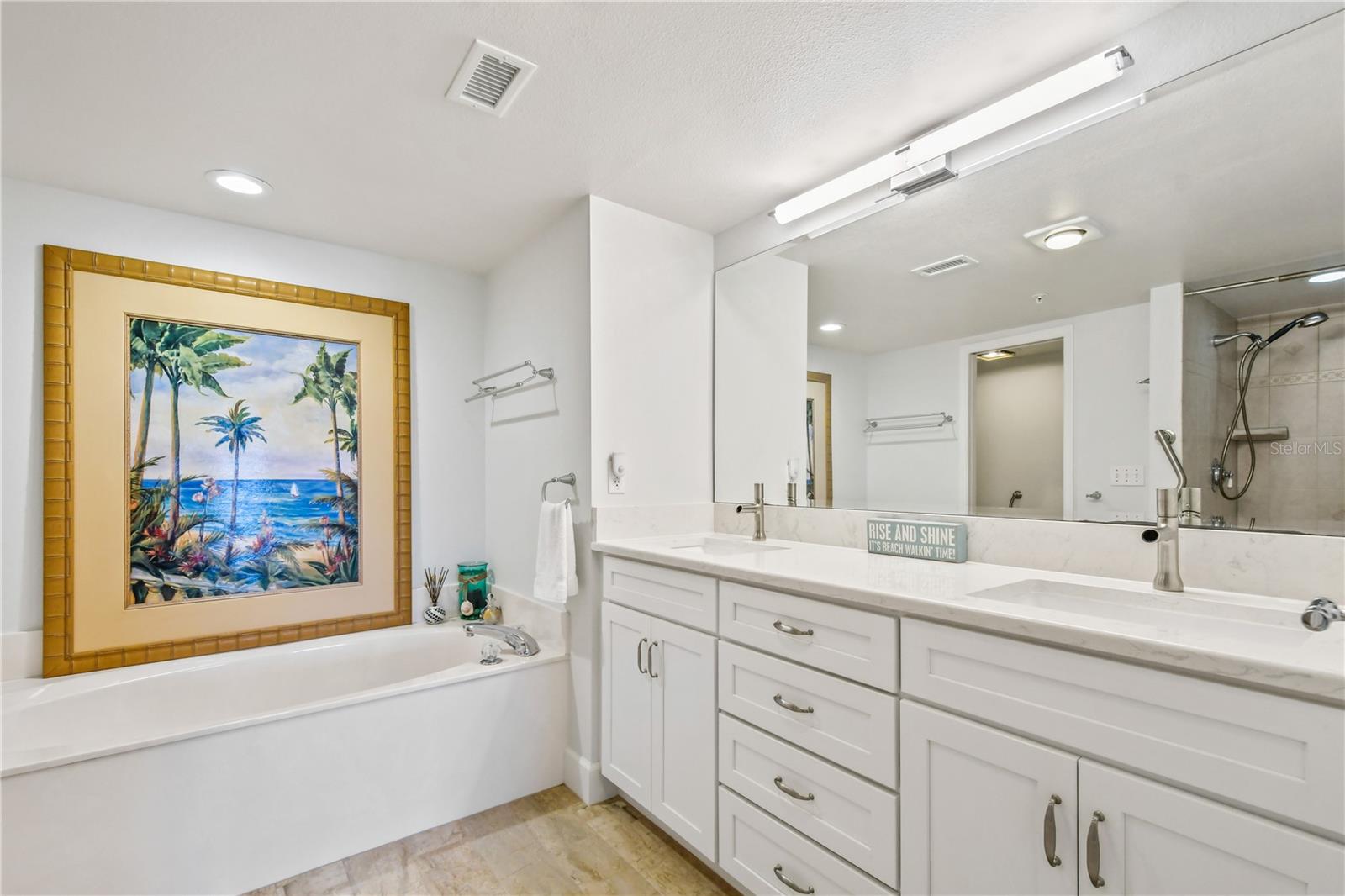 Image 12 of 19 For 8700 Ridgewood Avenue B204