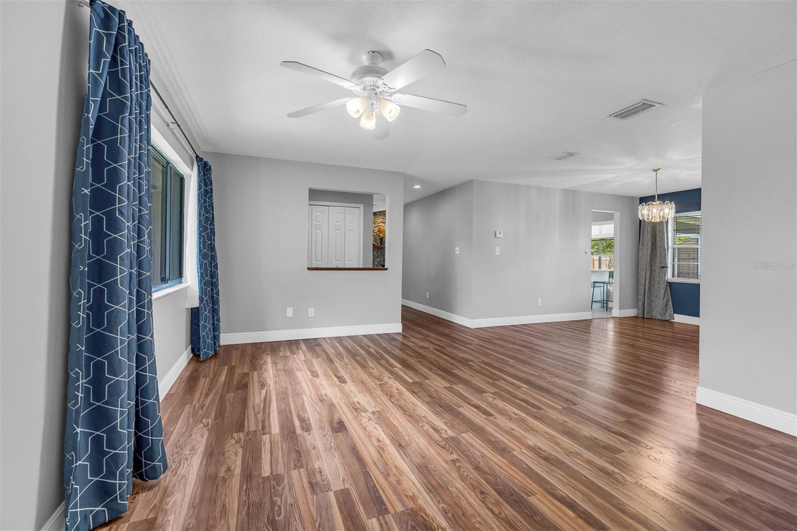 Image 17 of 43 For 8874 Aspen Ave