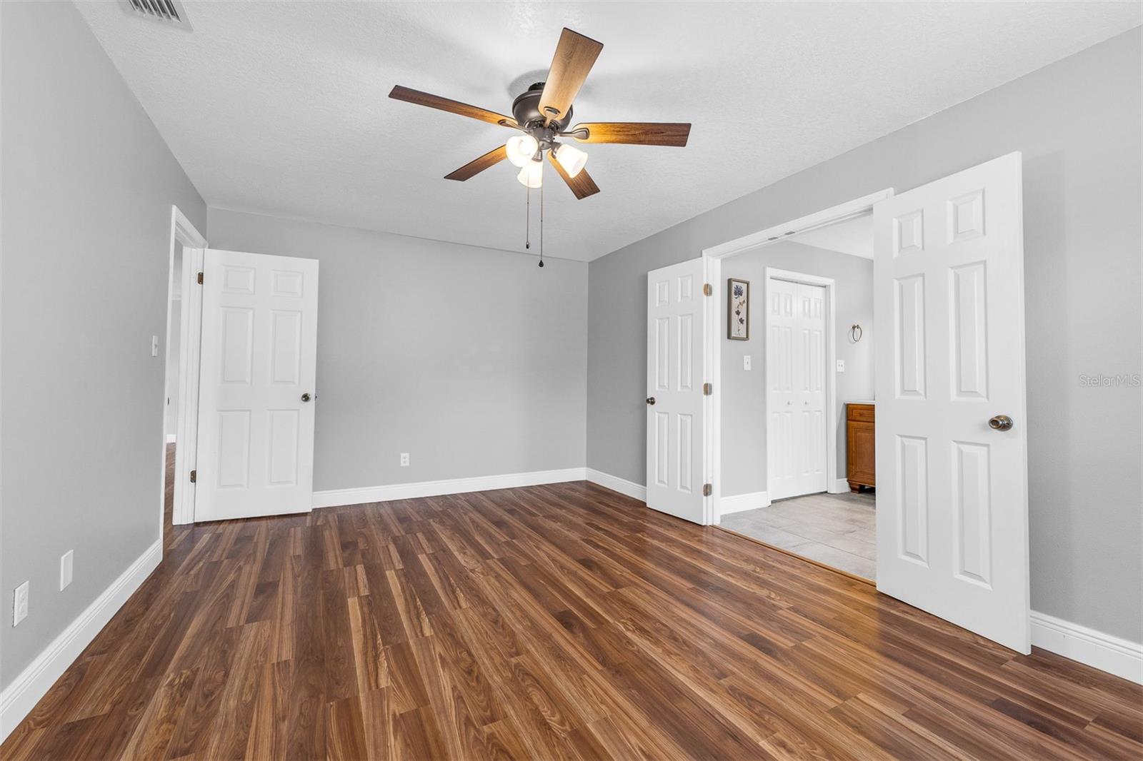 Image 19 of 43 For 8874 Aspen Ave