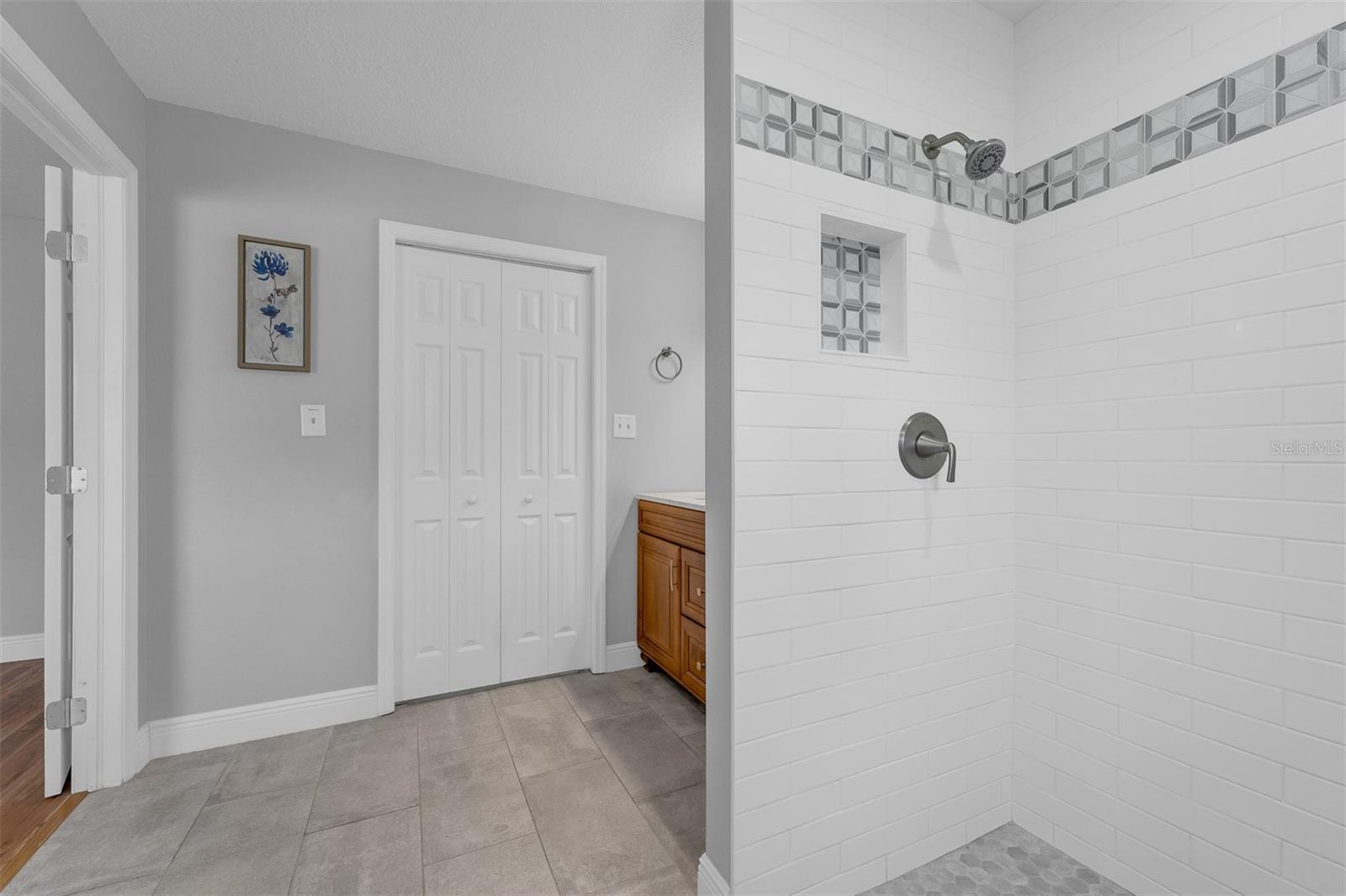 Image 21 of 43 For 8874 Aspen Ave