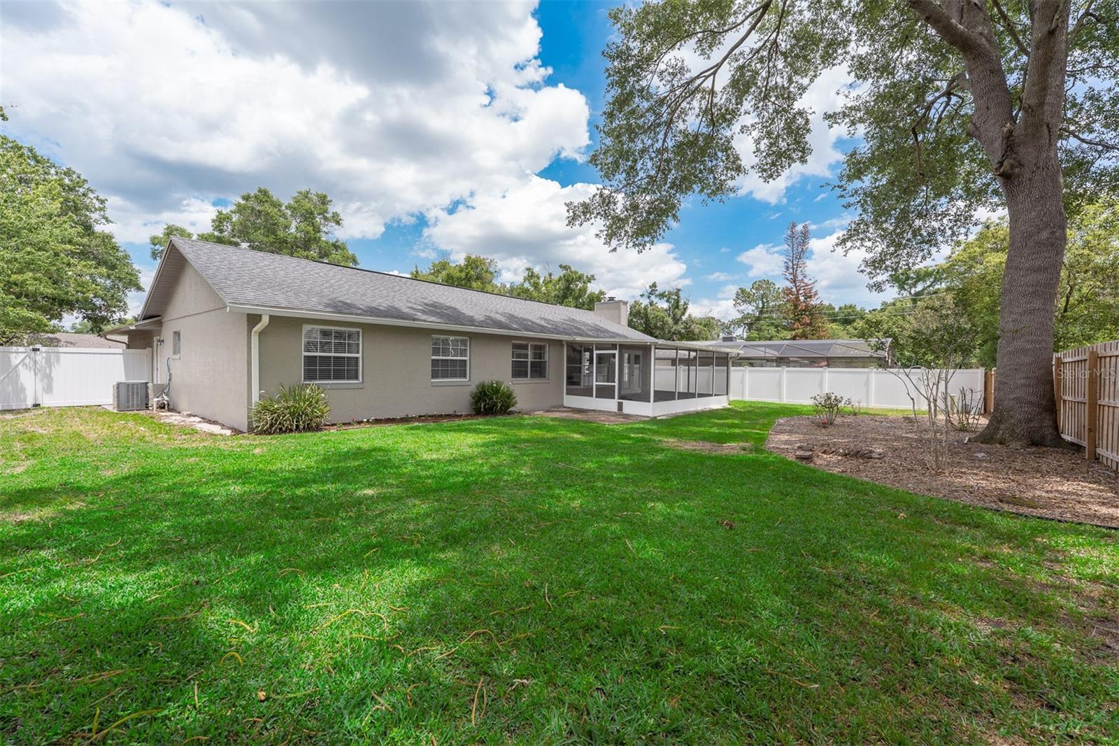 Image 3 of 43 For 8874 Aspen Ave