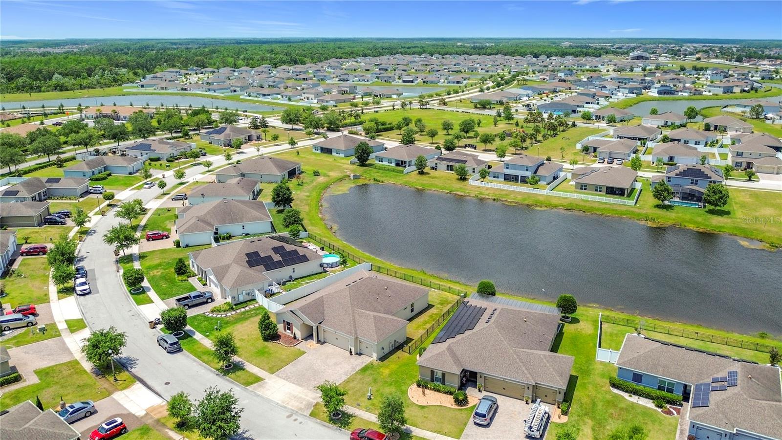 Image 40 of 56 For 417 Blue Lake Circle