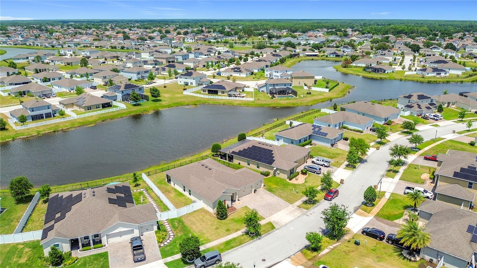 Image 44 of 56 For 417 Blue Lake Circle