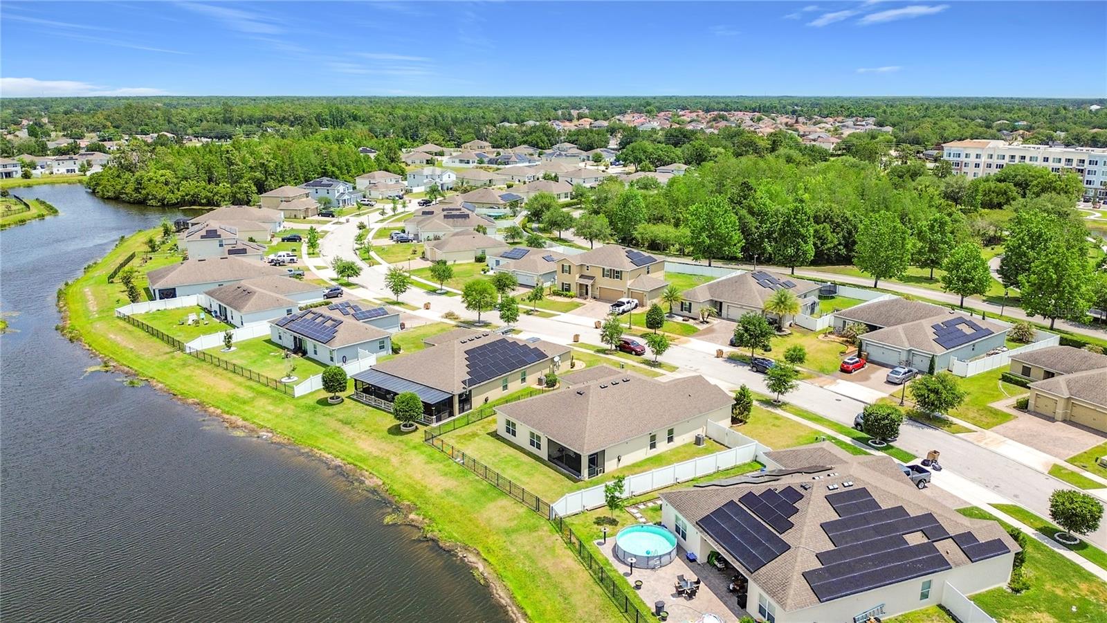 Image 55 of 56 For 417 Blue Lake Circle