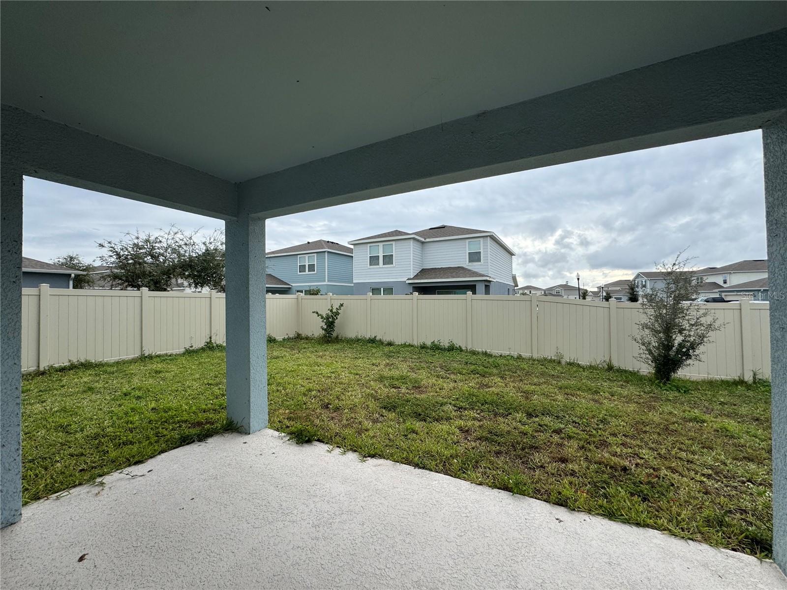 Image 12 of 34 For 2102 Charming Avenue