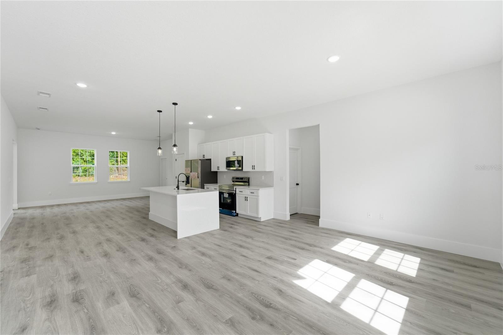 Image 2 of 40 For 226 Caldwell Drive