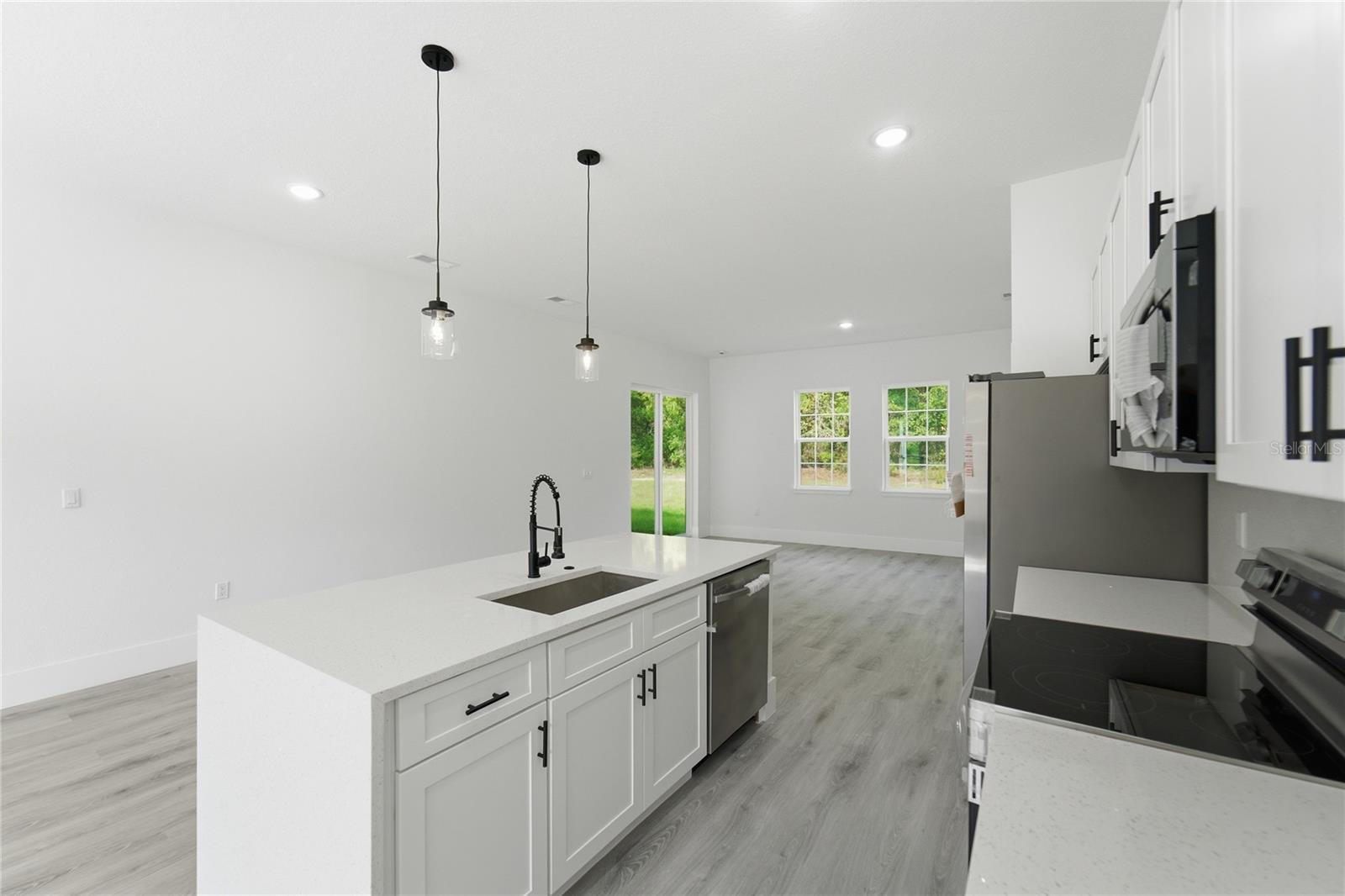 Image 8 of 40 For 226 Caldwell Drive