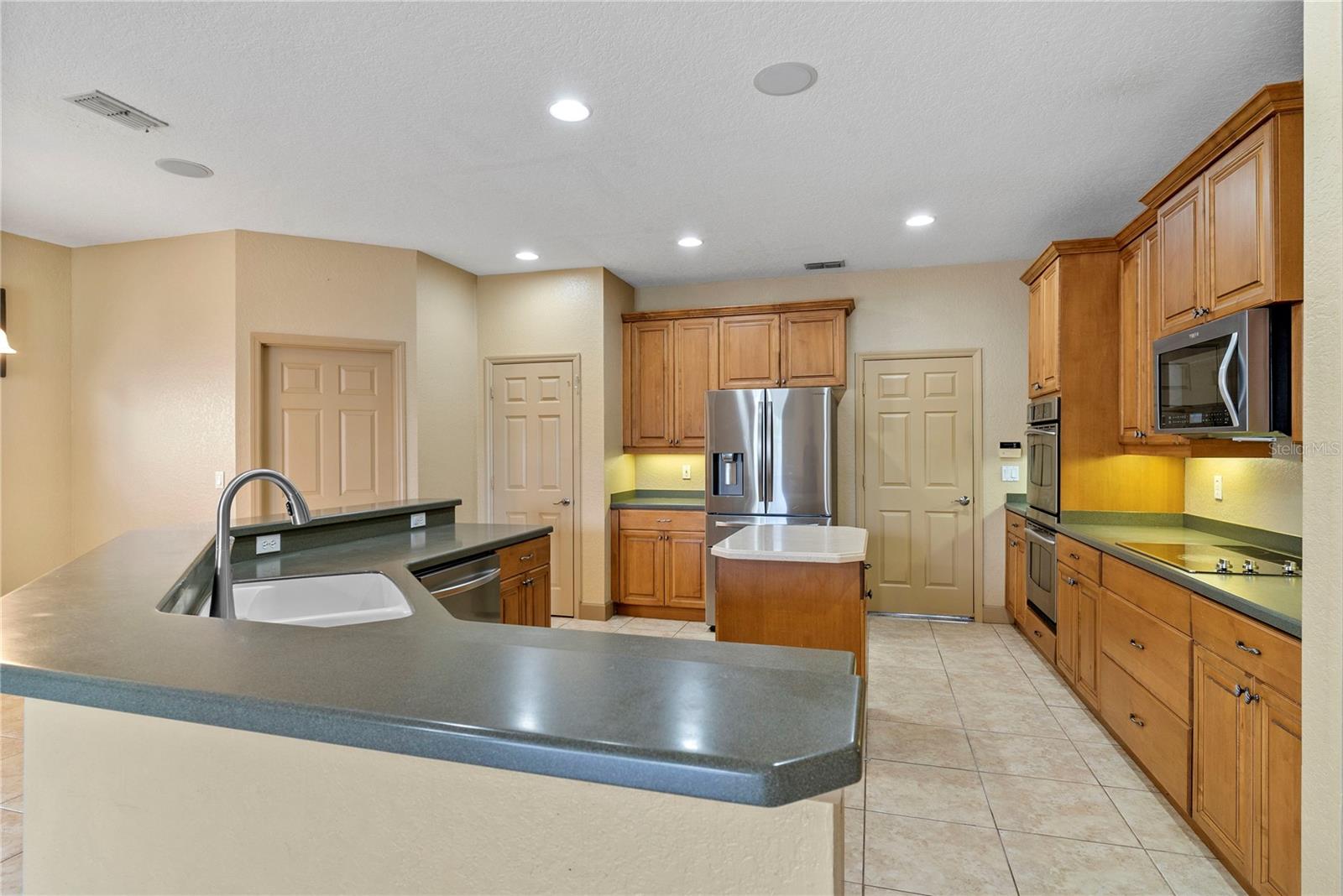 Image 28 of 61 For 3463 Forest Ridge Lane