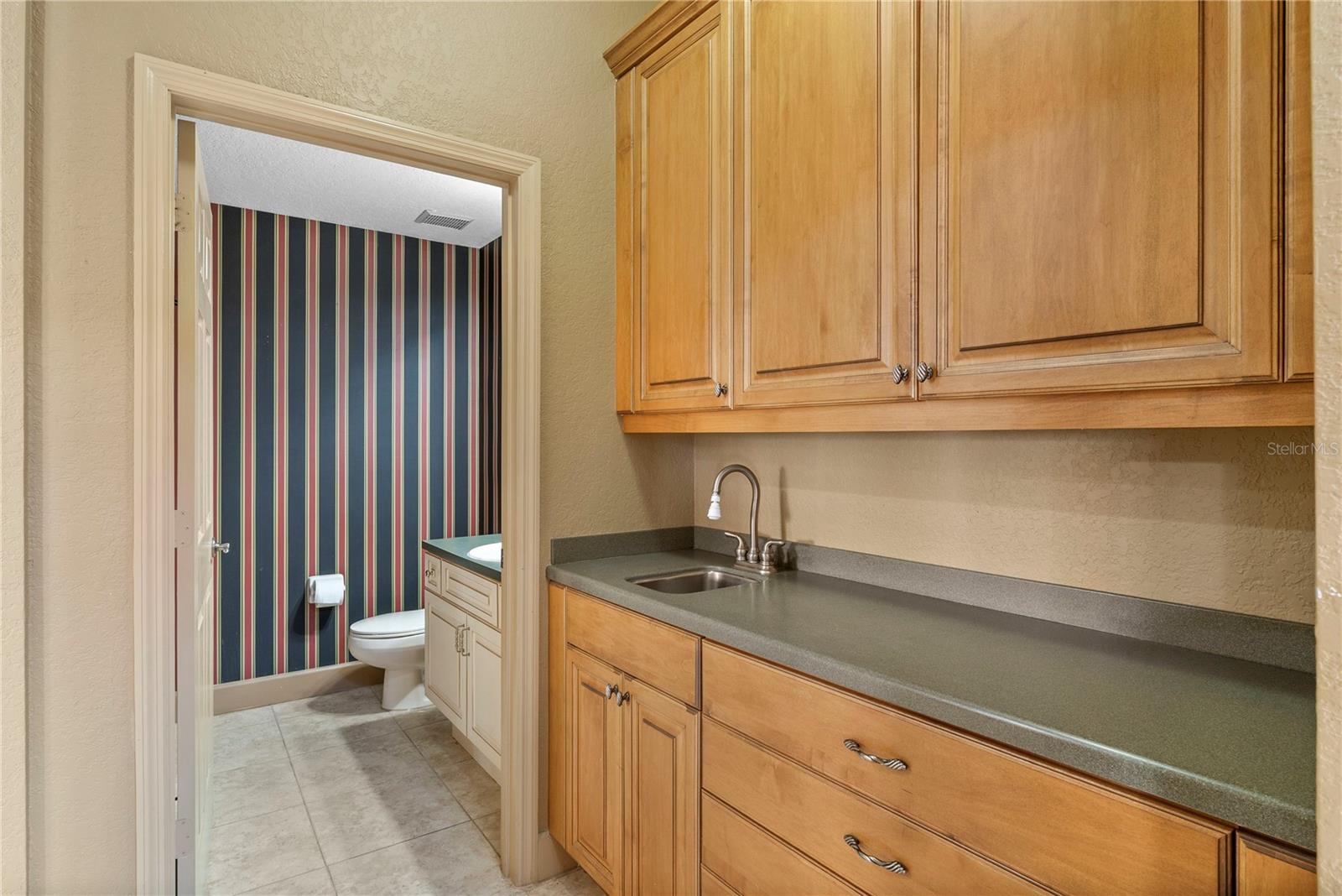 Image 29 of 61 For 3463 Forest Ridge Lane