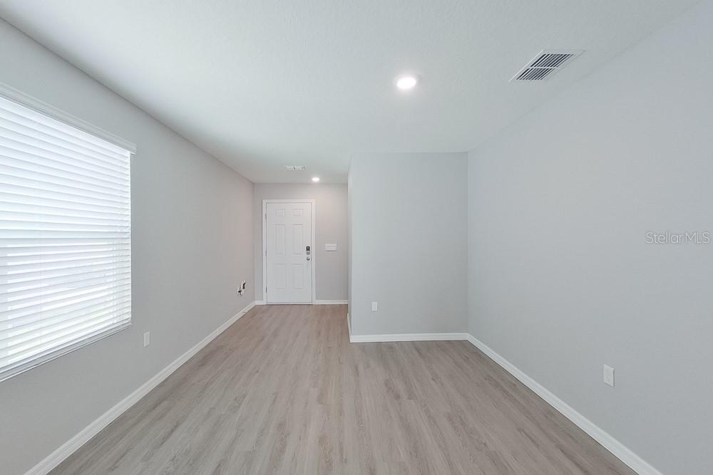 Image 3 of 19 For 8656 44th Court