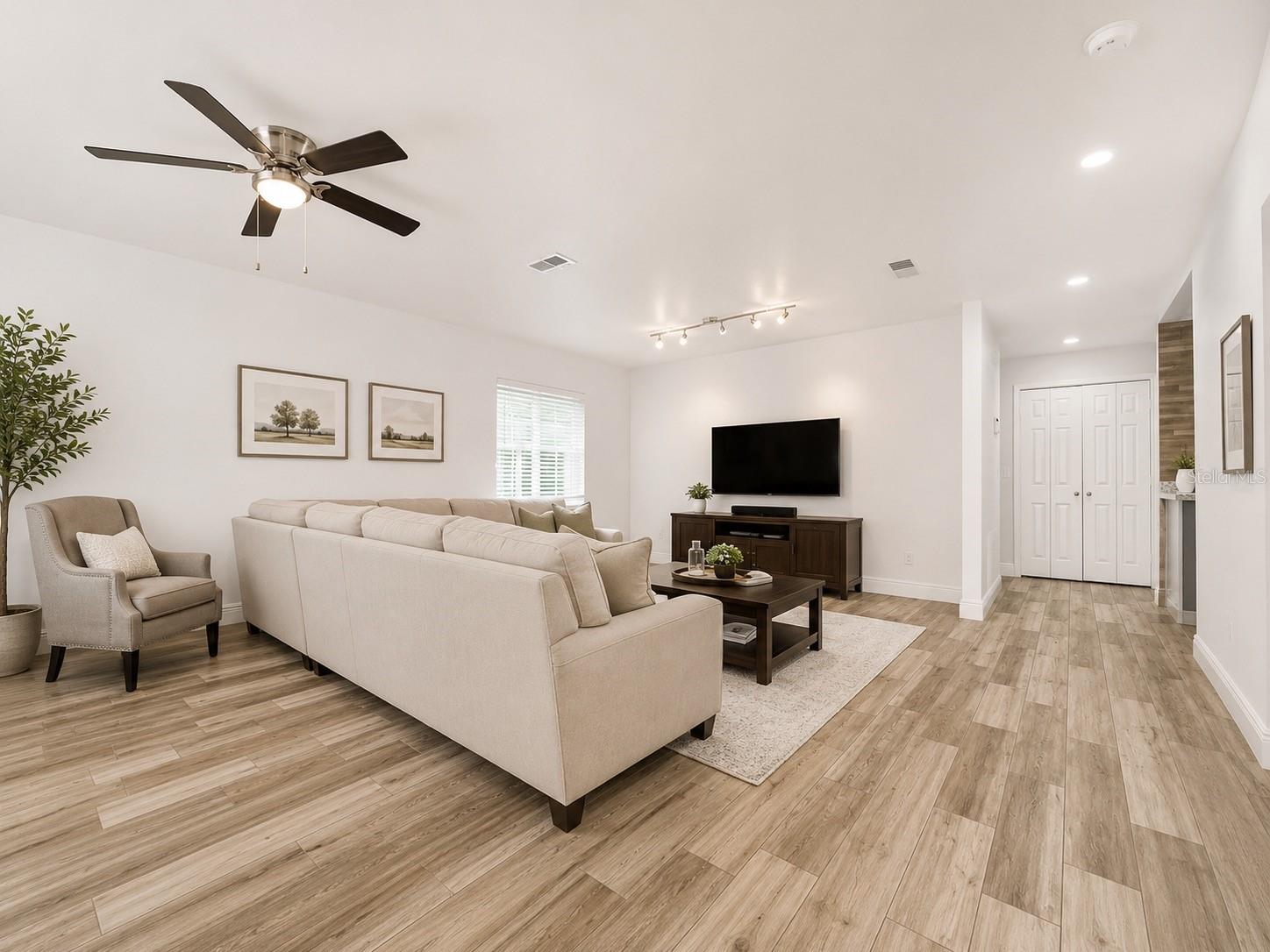 Image 2 of 56 For 1044 Nin Street