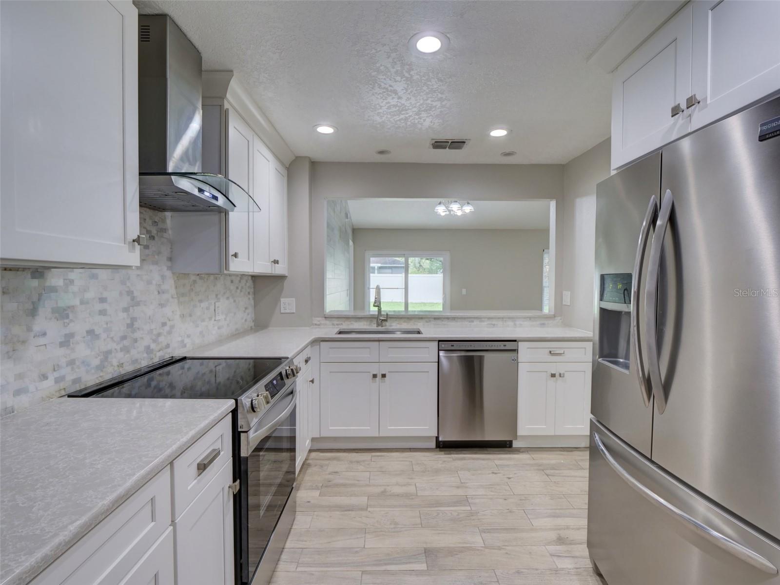 Image 16 of 45 For 866 Buttonwood Lane