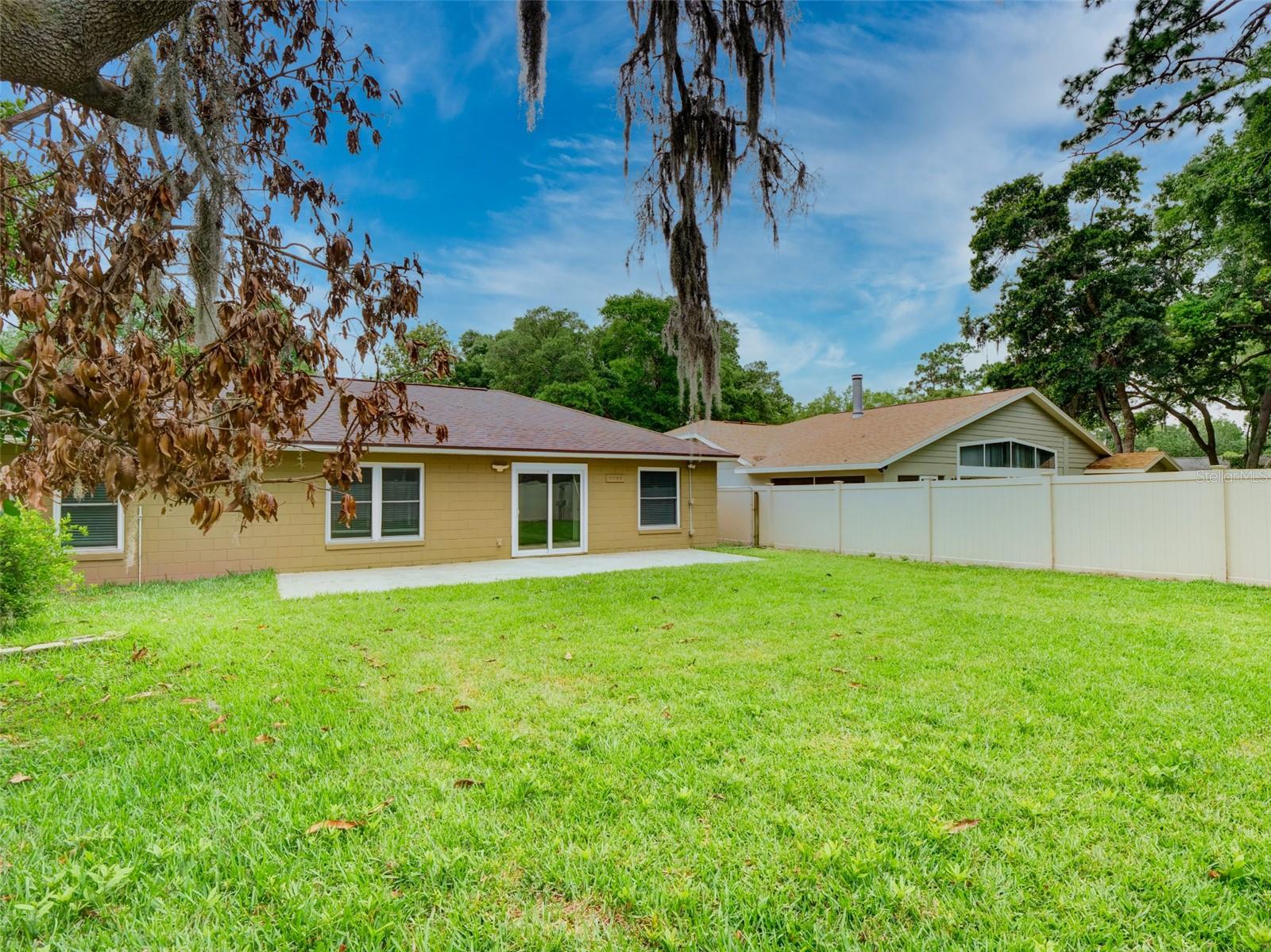 Image 38 of 45 For 866 Buttonwood Lane