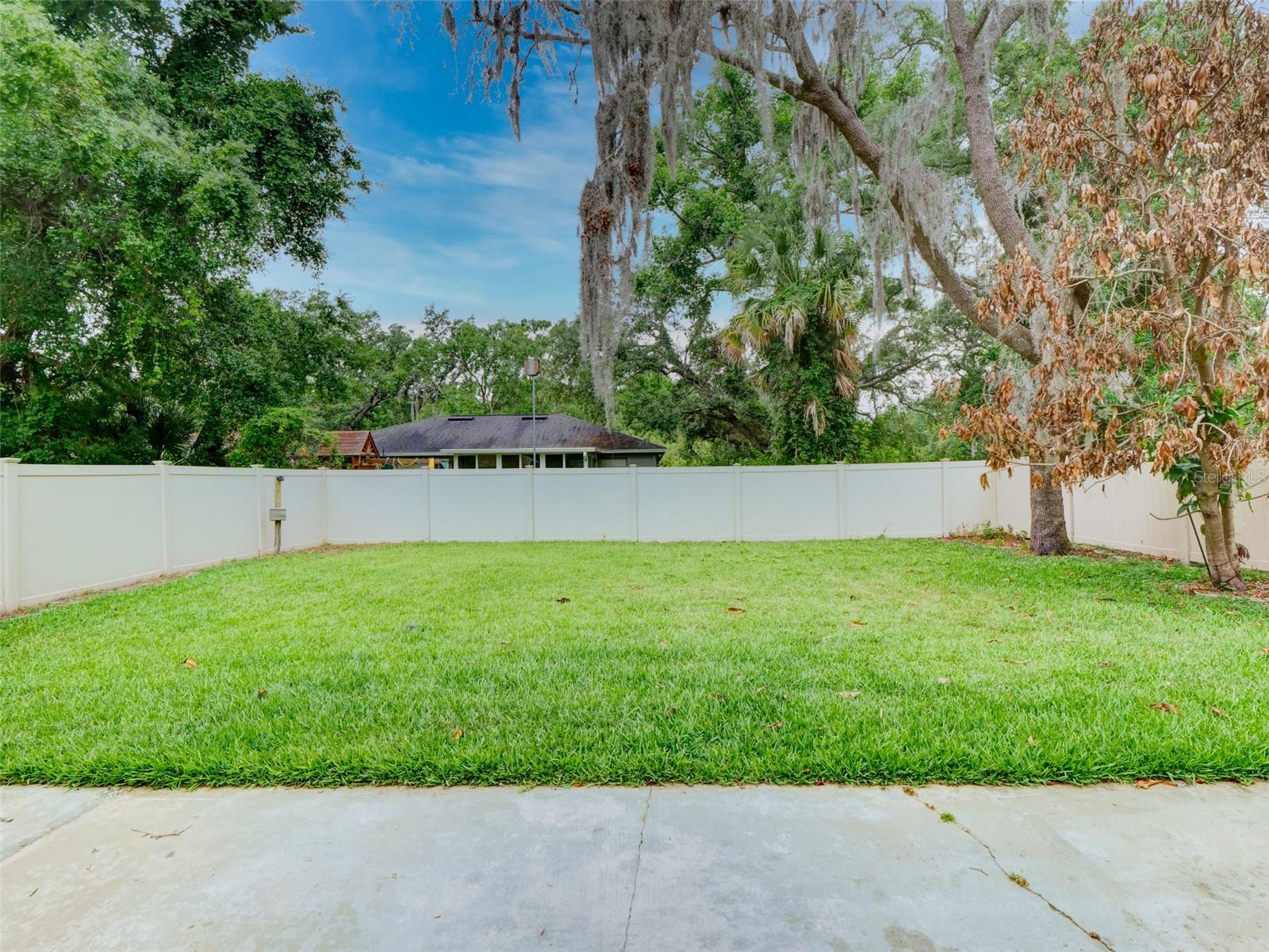 Image 39 of 45 For 866 Buttonwood Lane