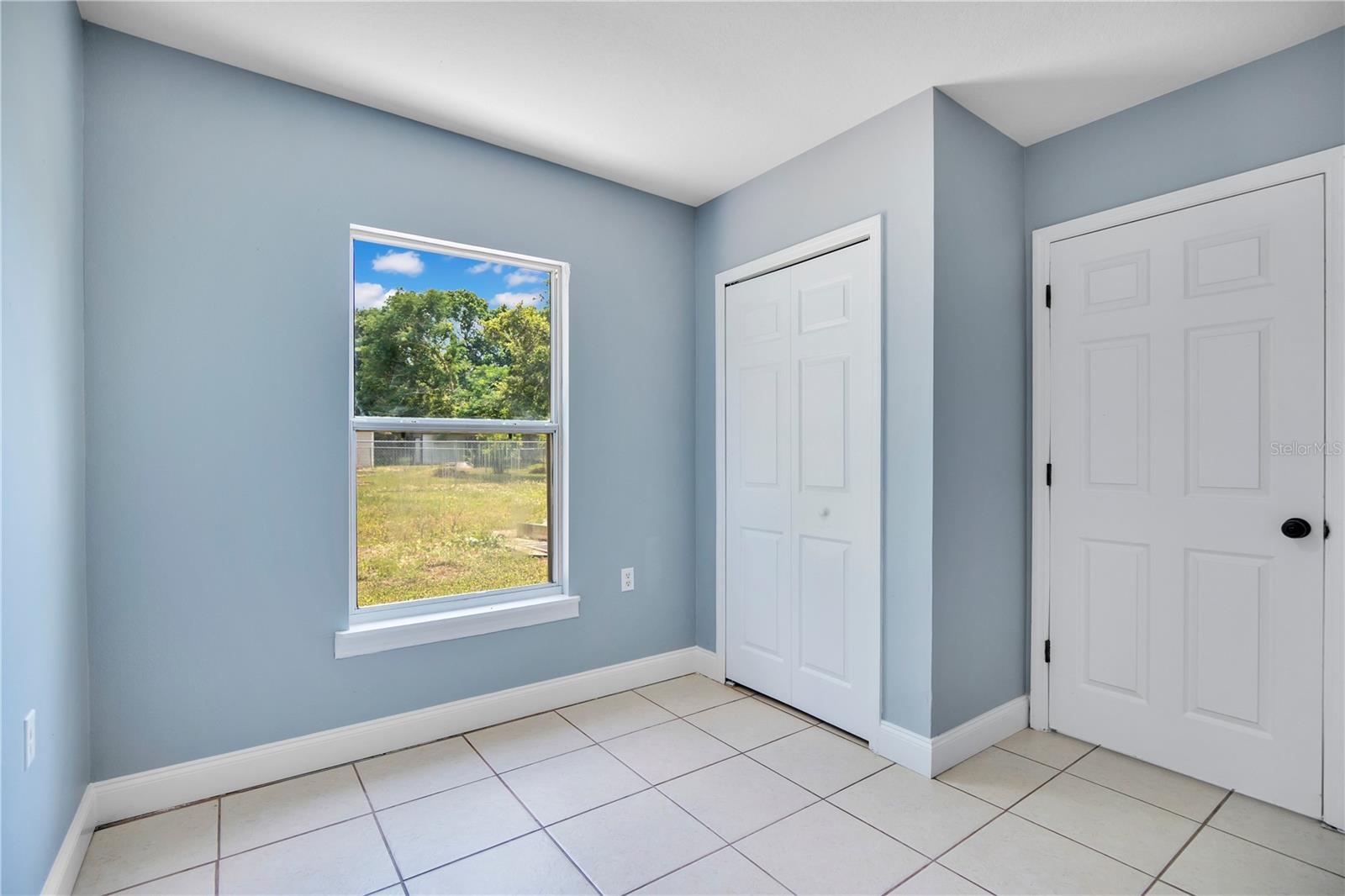 Image 12 of 27 For 334 Mandrake Street