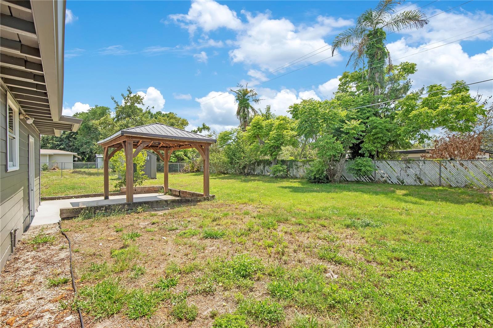 Image 18 of 27 For 334 Mandrake Street