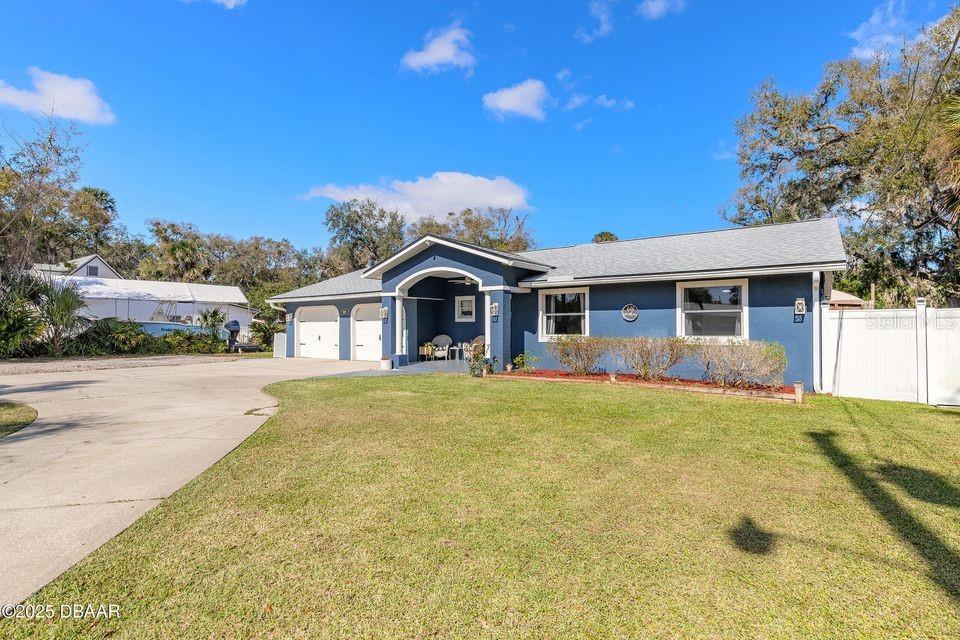 Image 4 of 41 For 1077 George Anderson Street