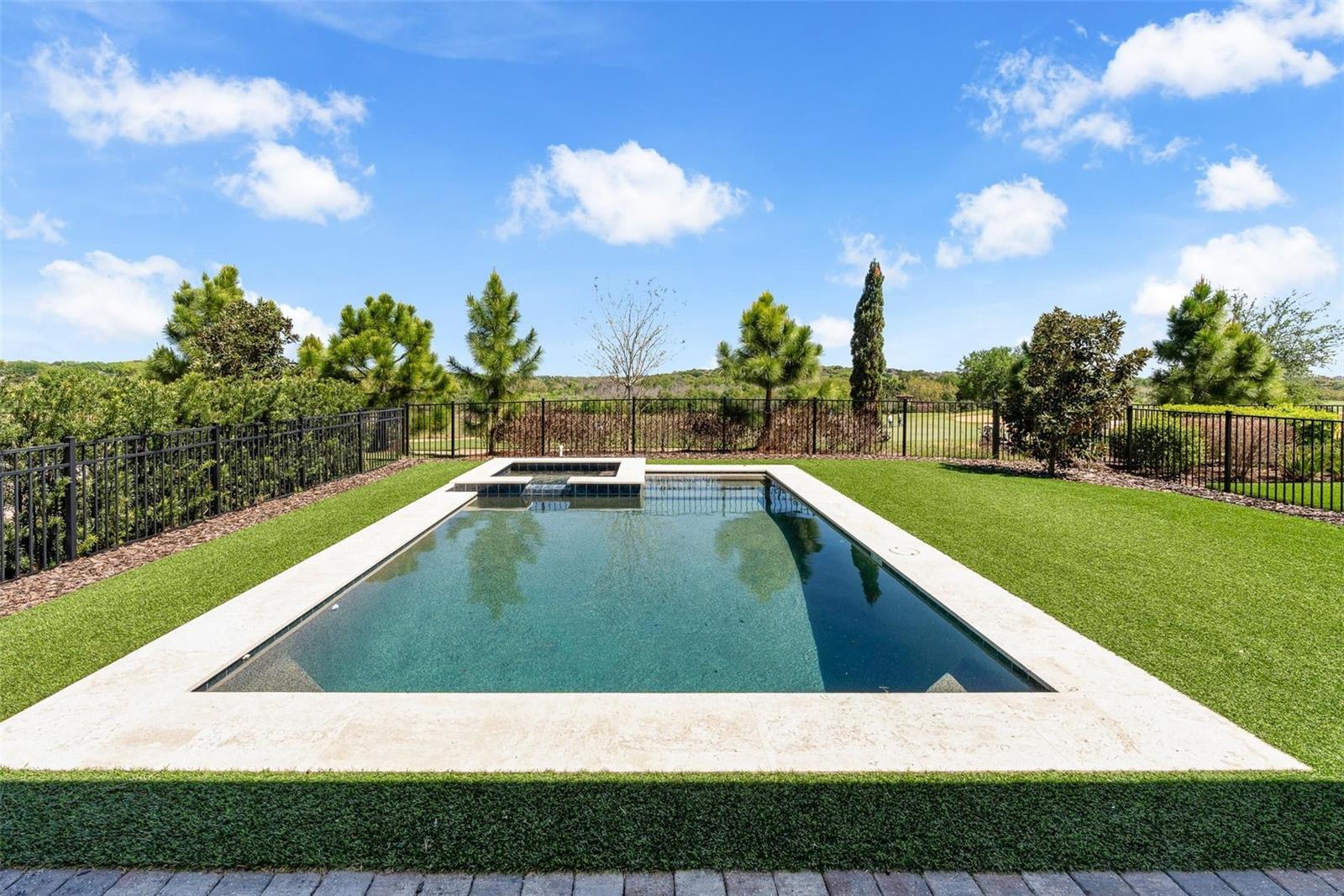 Image 10 of 53 For 15723 Vetta Drive