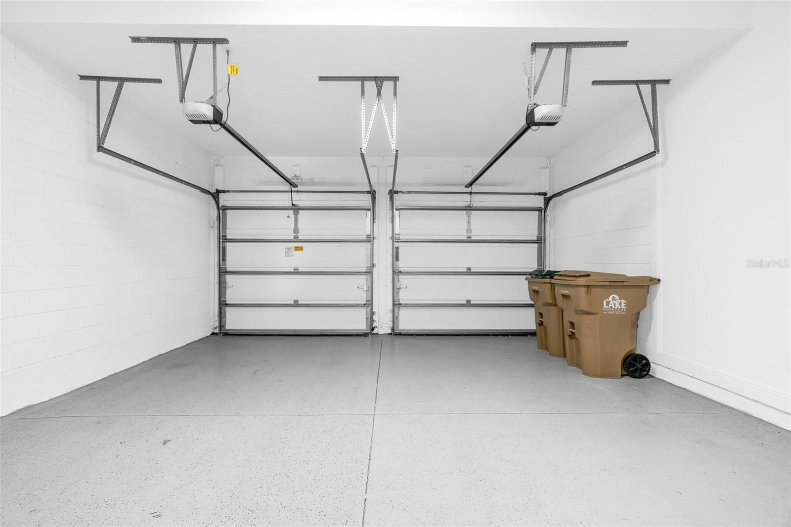 Image 45 of 53 For 15723 Vetta Drive