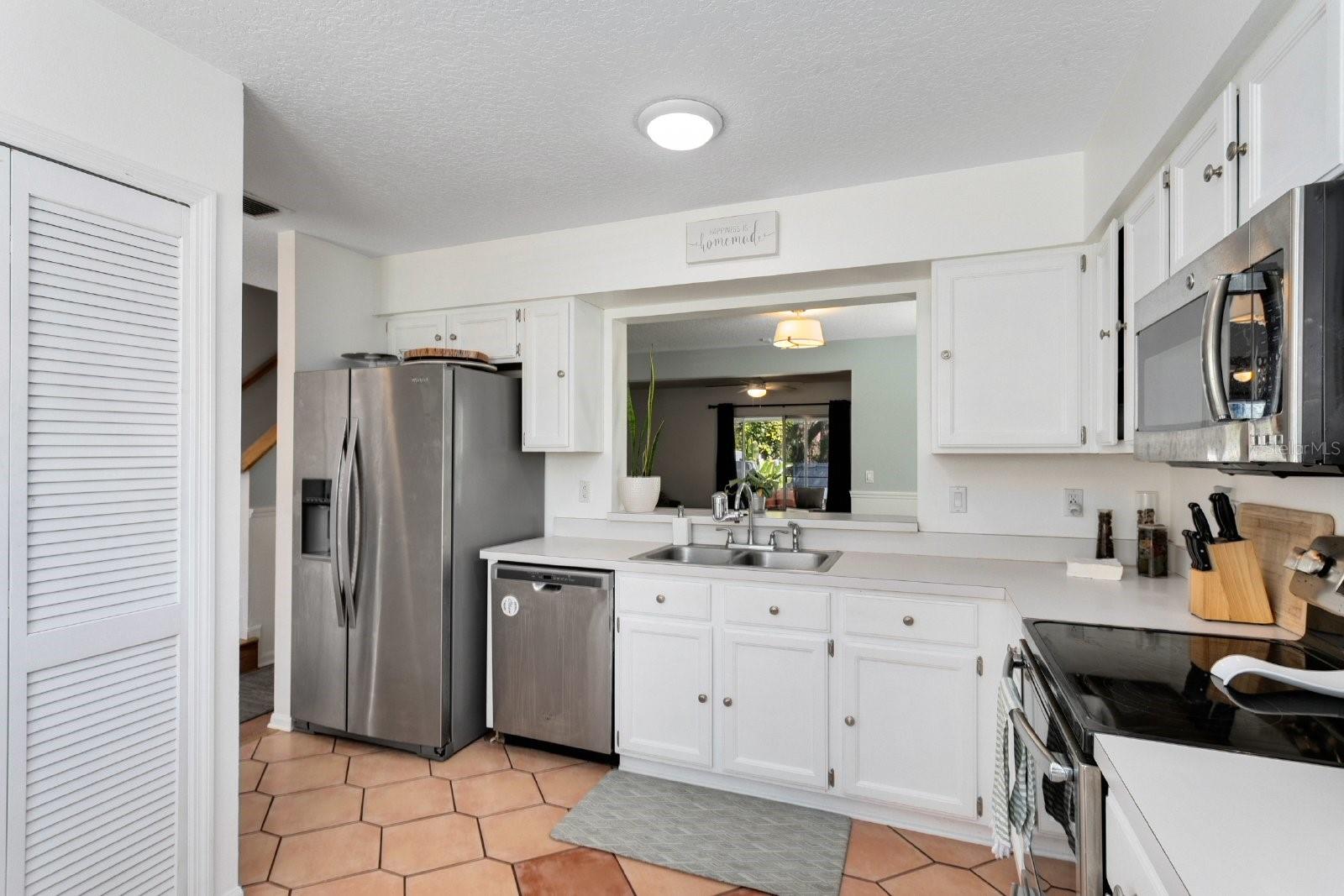 Image 4 of 18 For 4258 Weeping Willow Circle