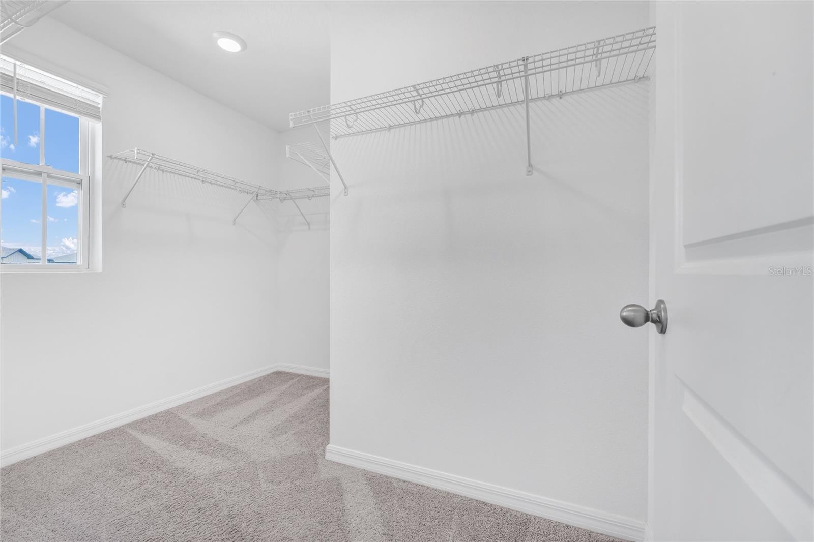 Image 23 of 61 For 763 Longboat Drive