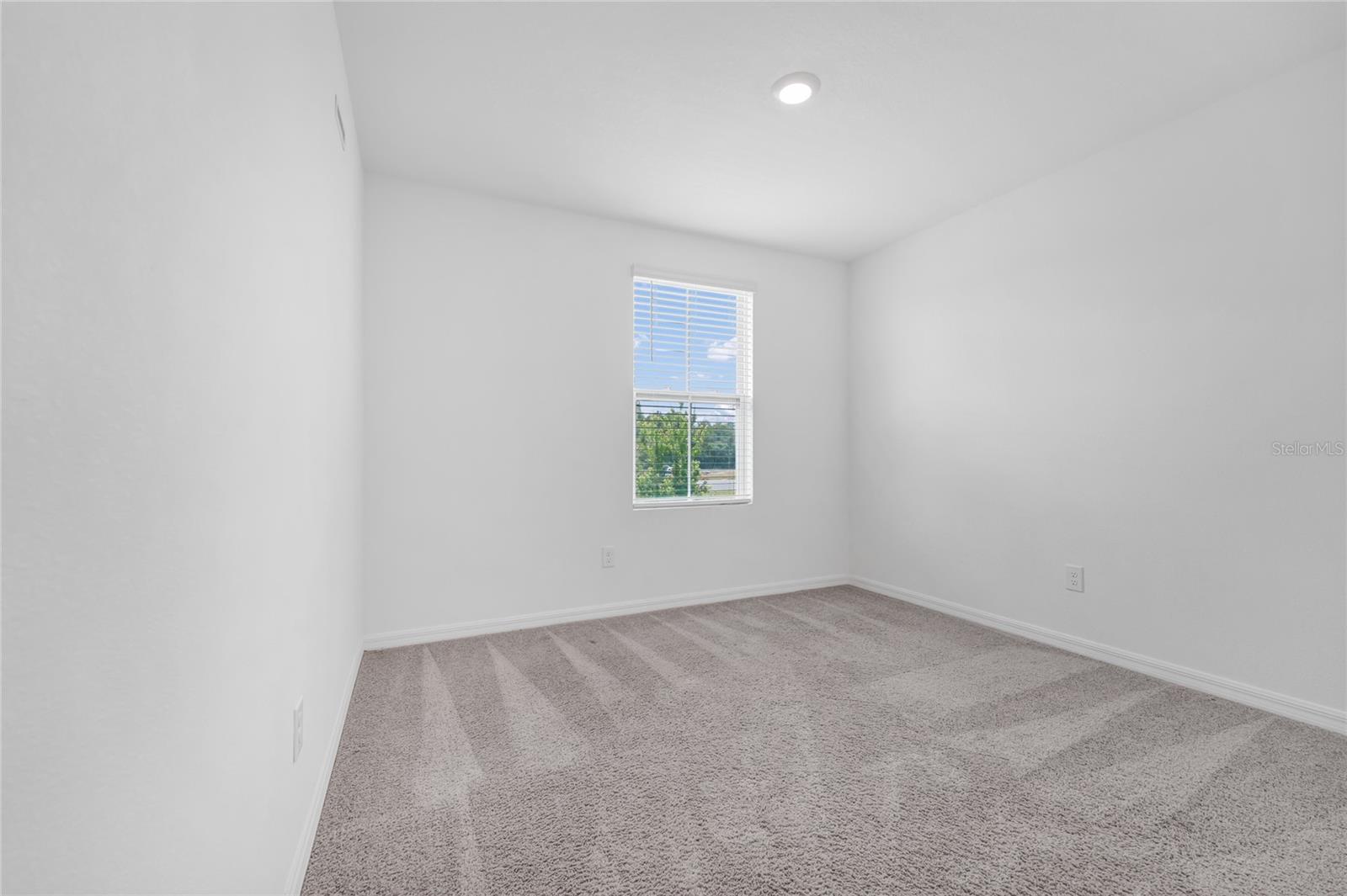 Image 31 of 61 For 763 Longboat Drive