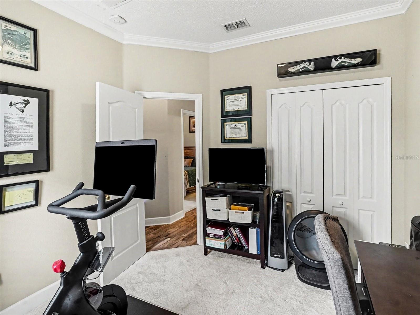 Image 11 of 13 For 217 Friesian Way