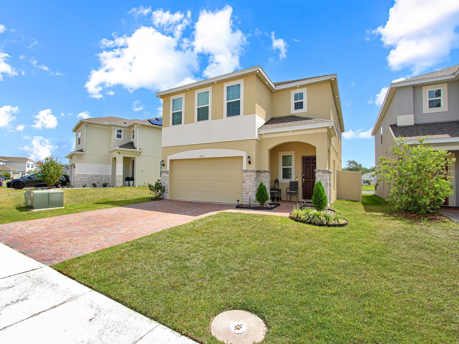 Image 3 of 39 For 1466 Woodmont Boulevard